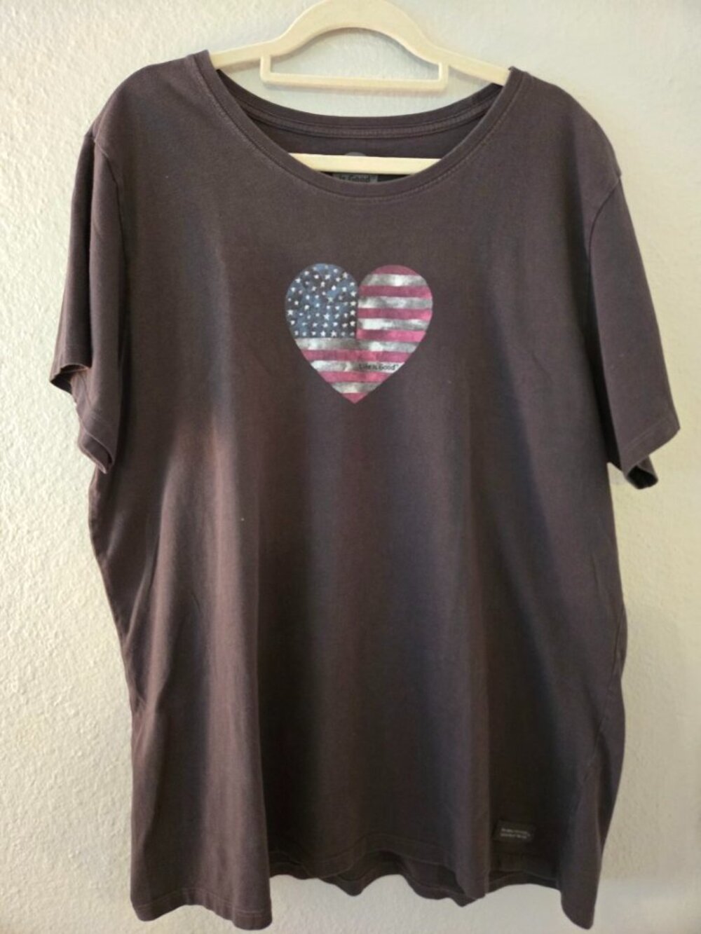 Life is Good Shirt Womens XXL 2XL Gray American Flag Heart Crusher Tee Cotton
